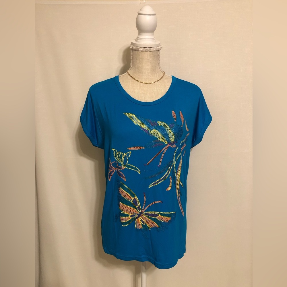 Turquoise Blue Top  ⭐️⭐️ NWT